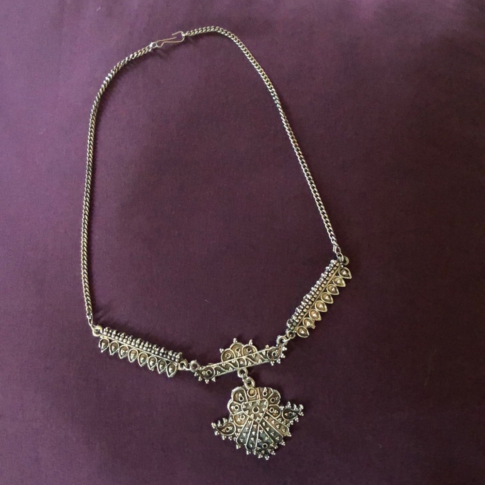 Tribal necklace